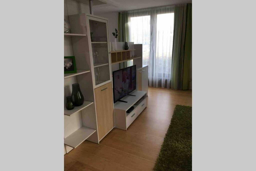 Bitzenstrasse Apartment *
